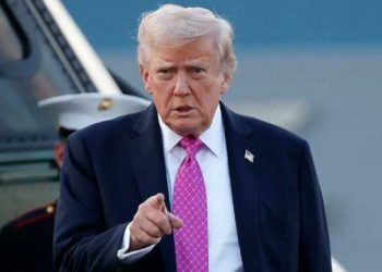 ترامب: “سأستحوذ على كوبا.. وأفعل ما أريد بها”