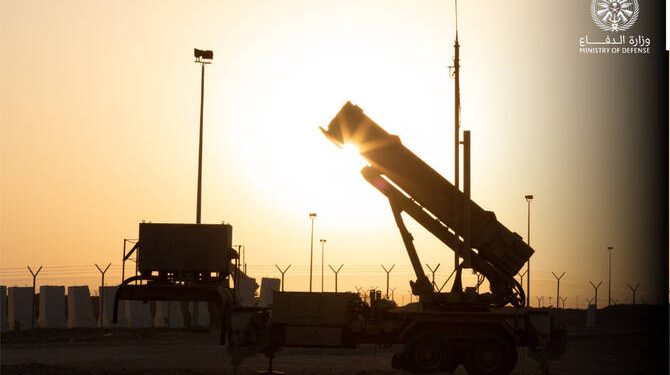 الدفاعات الجوية السعودية تدمر 3 صواريخ باليستية و4 طائرات مسيرة