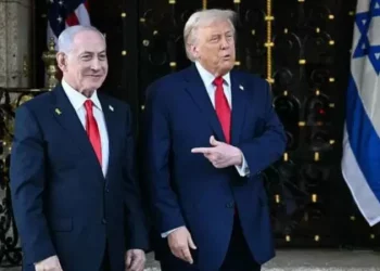 نيويورك تايمز: نتنياهو القوة الدافعة خلف قرار ترامب بضرب إيران