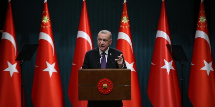 أردوغان: نحذر من مساعي جر تركيا إلى الحرب