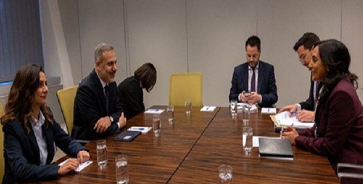 وزيرة خارجية كندا تزور تركيا