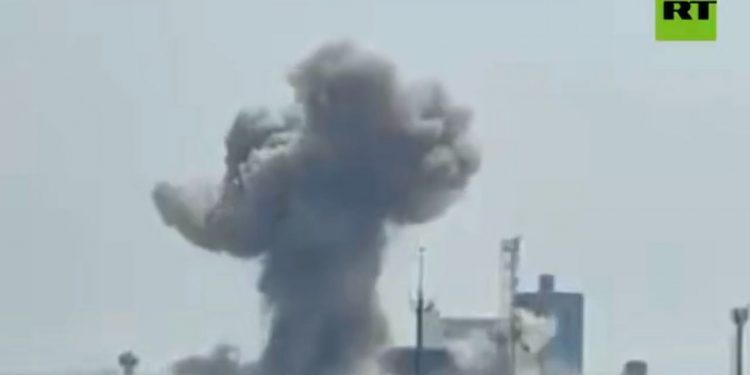 روسيا اليوم: مقتل وإصابة 560 جندياً أمريكياً في هجوم صاروخي إيراني بالبحرين