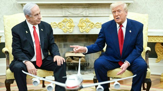 ترامب: إنهاء الحرب مع إيران سيكون قراراً “مشتركاً” مع نتنياهو