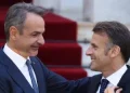 ماكرون يجدد التزام فرنسا بدعم اليونان في مواجهة تركيا