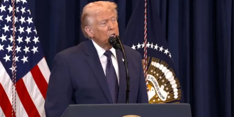 نيويورك تايمز: ترامب يرفض عرضاً إيرانياً بتجميد تخصيب اليورانيوم 5 سنوات