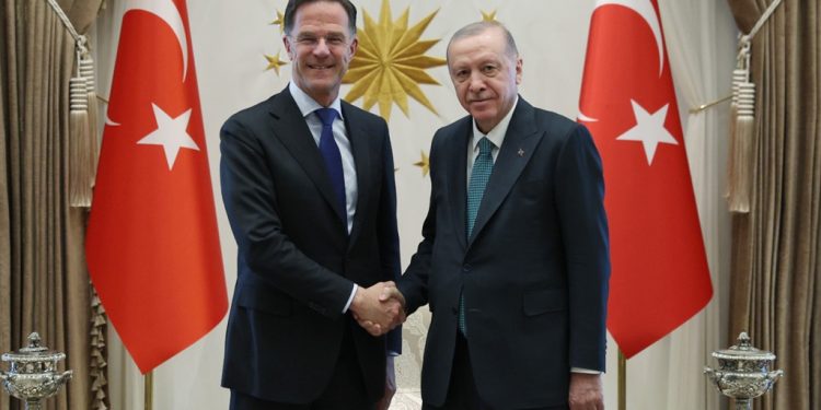 الناتو: سندافع دائما عن تركيا