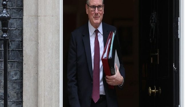 ستارمر يتوجه للشرق الأوسط عقب وقف إطلاق النار في إيران