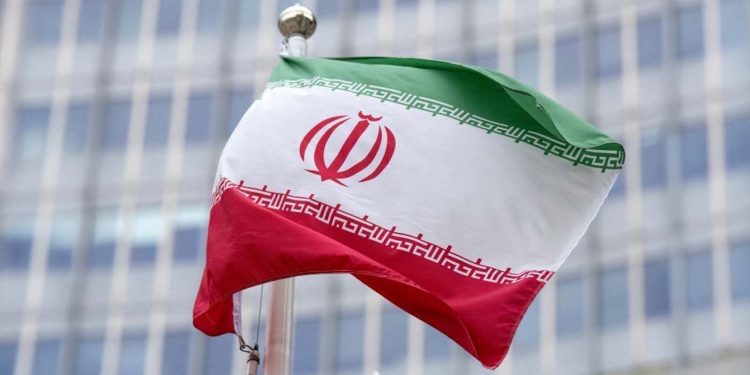 تهديد إيراني شديد اللهجة لواشنطن: “ستغرقون بالمستنقع مجدداً”