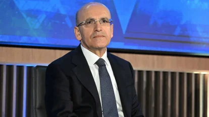 وزير المالية التركي يبرر سبب فشل مكافحة التضخم