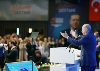 أردوغان: “العدالة والتنمية” الأمل الوحيد للعالم الإسلامي!