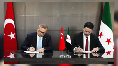 البنك المركزي التركي يوقع اتفاقية حساب ودائع بالليرة مع نظيره السوري