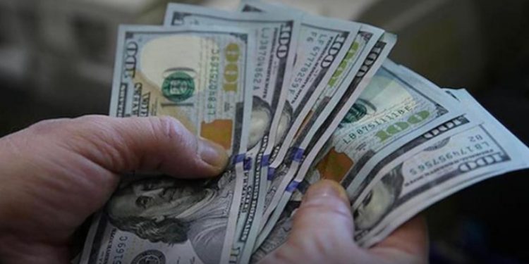 خبراء يرجحون وصول الدولار إلى 60 ليرة تركية
