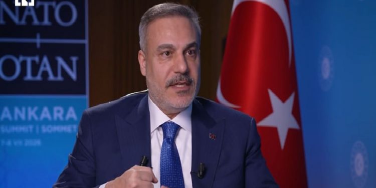 فيدان: لا مبرر للصدام بين تركيا وإسرائيل