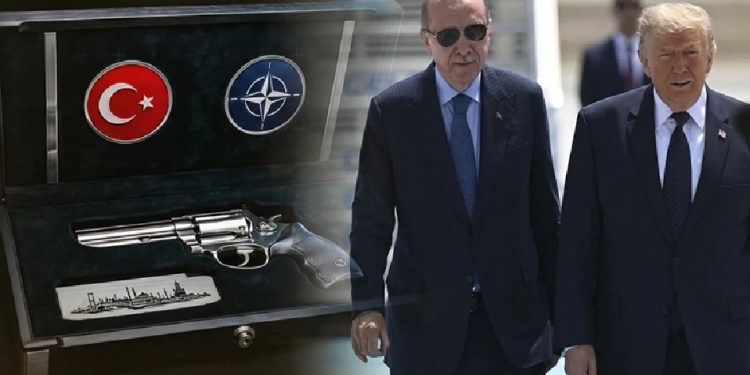 أردوغان يوزع مسدسات على القادة المشاركين في قمة الناتو