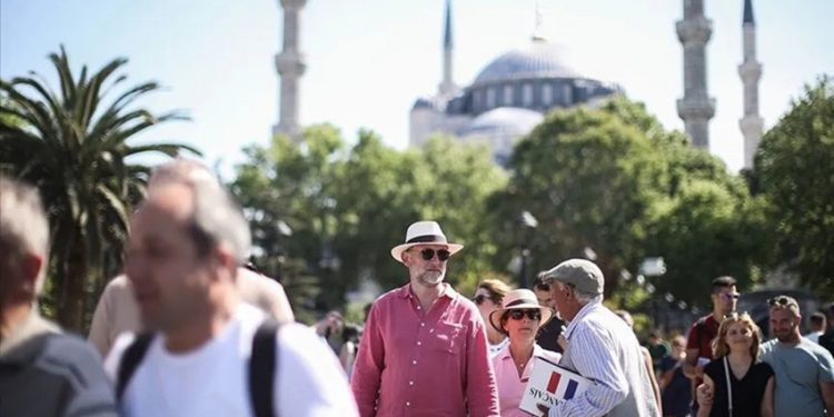 تركيا الوجهة السياحية الأغلى في المشروبات الكحولية