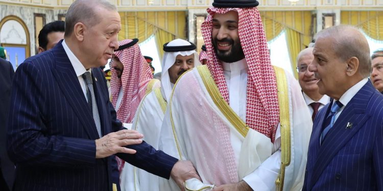 إسلام آباد: “اتفاق مكة الدفاعي” لا يستهدف أي دولة ويقوم على الردع المشترك  